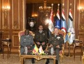 الفريق أسامة عسكر يلتقى رئيس أركان حرب القوات المسلحة لدولة بنين