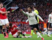 محمد صلاح ضد مانشستر يونايتد فى لقاء سابق