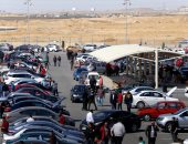 وزارة التجارة تنفي صدور قرار بوقف الإفراج عن السيارات - أرشيفية 