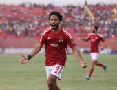 حسين الشحات لاعب الأهلى
