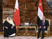 الرئيس السيسى وعاهل البحرين الملك حمد بن عيسى