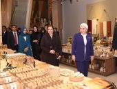 السيدة انتصار السيسى وحرم جلالة سلطان عمان فى زيارة المتحف المصري الجديد