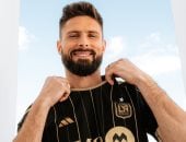 جيرو يقترب من العودة إلى الدوري الفرنسي قبل الاعتزال