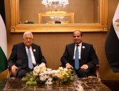 الرئيس السيسي يؤكد لـ"أبو مازن" دعم مصر للقيادة الفلسطينية فى مواجهة الضغوط