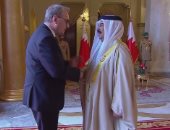 ملك البحرين يستقبل القادة المشاركين فى القمة