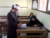 رئيس منطقة الإسماعيلية الأزهرية يتفقد الامتحانات