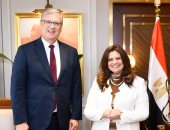وزيرة الهجرة تستقبل سفير هولندا بالقاهرة