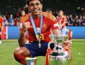 لامين يامال نجم منتخب إسبانيا