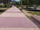 استمتع بالأجواء الجميلة على كورنيش النيل بالمنيا رغم درجة الحرارة.. فيديو