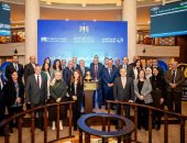 محافظ البنك المركزى خلال بدء التداول على أسهم المصرف المتحد