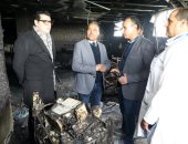 محافظ الشرقية يتفقد موقع حريق مستشفى القنايات