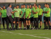 أوسكار رويز مع الحكام