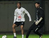 محمد الشناوي و محمد شحاتة في تدريب المنتخب الوطني  