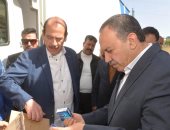 محافظ أسيوط يشهد تسليم الأدوية للمستشفيات 
