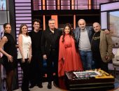 الليلة.. أسرة مسلسل حسبة عمري ضيوف "واحد من الناس" على قناة الحياة