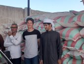 اللواء خيري حسين السكرتير العام للمحافظة أثناء الاحتفال بحصاد القمح