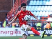 أشرف بن شرقى لاعب الأهلى