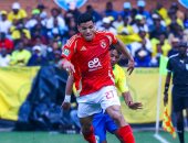 مصطفى العش مدافع الاهلى
