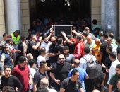 مشاهد من تشييع الجثمان
