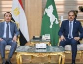 محافظ الشرقية يستقبل سفير كازاخستان لبحث سبل التعاون المشترك