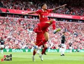 ليفربول يحسم الشوط الأول 2-0 ضد أرسنال فى الدورى الإنجليزى.. فيديو وصور