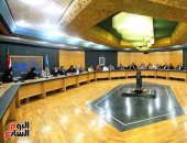 وداعًا عادل درة.. أربعة عقود من الإبداع الصحفي تطوي صفحتها الأخيرة