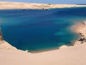 جنوب سيناء جنة البحر والصحراء.. رأس سدر والطور واحات هادئة لعشاق الاسترخاء.. شرم الشيخ ورأس محمد وجهتان عالميتان للغوص.. ودهب ونويبع وطابا لآلئ خليج العقبة.. ووادى فيران واحة خضراء بين الجبال.. صور