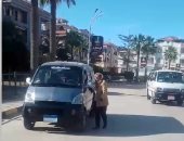 أول سائقة ميكروباص فى رأس البر 