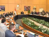 خلال اجتماع وزير الإسكان بقيادات الوزارة لمتابعة مشروعات حياه كريمة 