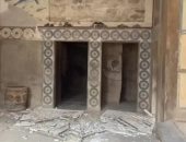 انهيار جدارية الدلافين