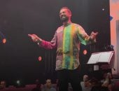 جمهور غفير فى حفل بودشارت يغنون ويرقصون معه على مسرح موازين