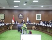 إعفاء أبناء الشهداء والمصابين بعجز كلى من مصروفات الجامعات الحكومية والخاصة والأهلية
