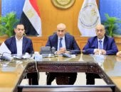 وزير التعليم يتابع امتحانات الثانوية العامة عبر غرفة العمليات وكاميرات المراقبة