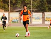 أسامة فيصل مهاجم البنك الأهلي ومنتخب مصر