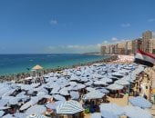 أول جمعة بعد الثانوية العامة.. شواطئ الإسكندرية كامل العدد.. نسبة الإشغال على الشواطئ الشرقية 100%.. رفع الراية الخضراء شرقا و الحمراء غربا.. وإخلاء البحر فى السابعة مساءا لعدم وجود منظومة الإنقاذ.. فيديو وصور