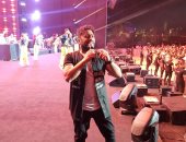 تامر حسنى يفتتح حفله بالرياض بميكس من أغانيه على هامش كأس العالم للرياضات