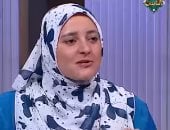 حكم الدردشة مع صحابي على الموبايل في الحمام؟.. أمينة الفتوى تجيب