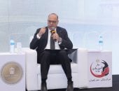وزير العمل: ربط إلكتروني مع عدد من البلدان للقضاء على سماسرة العقود