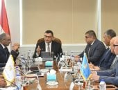 وزير الإسكان يتابع موقف التغذية الكهربائية لمحطات مياه الشرب والصرف الصحي