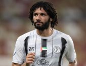 محمد النني لاعب منتخب مصر ونادي الجزيرة الإماراتي