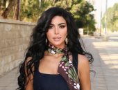 أول تعليق من كارولين عزمى على اختيارها ضمن قائمة 50 أجمل وجه فى الشرق الأوسط