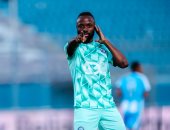 فيستون ماييلى مهاجم بيراميدز