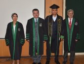 الباحث هانى الجالى بعد مناقشة رسالة الماجستير 