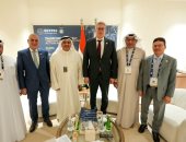 المهندس كريم بدوى وزير البترول مع أمين أوابك