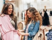 اختيار فستان الخطوبة 