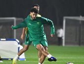 وليد أزارو مهاجم الاهلى السابق