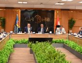 محافظ جنوب سيناء يبحث مع رئيس صندوق التنمية الحضرية 