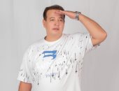 المطرب طارق عبد الحليم 