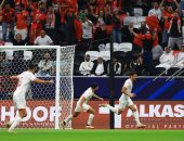 احتفال بن رمضان نجم منتخب تونس بالهدف