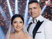 حسن شاكوس وزوجته